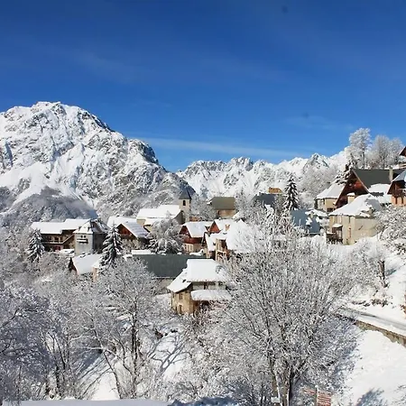 Les Racines * Villard-Reculas